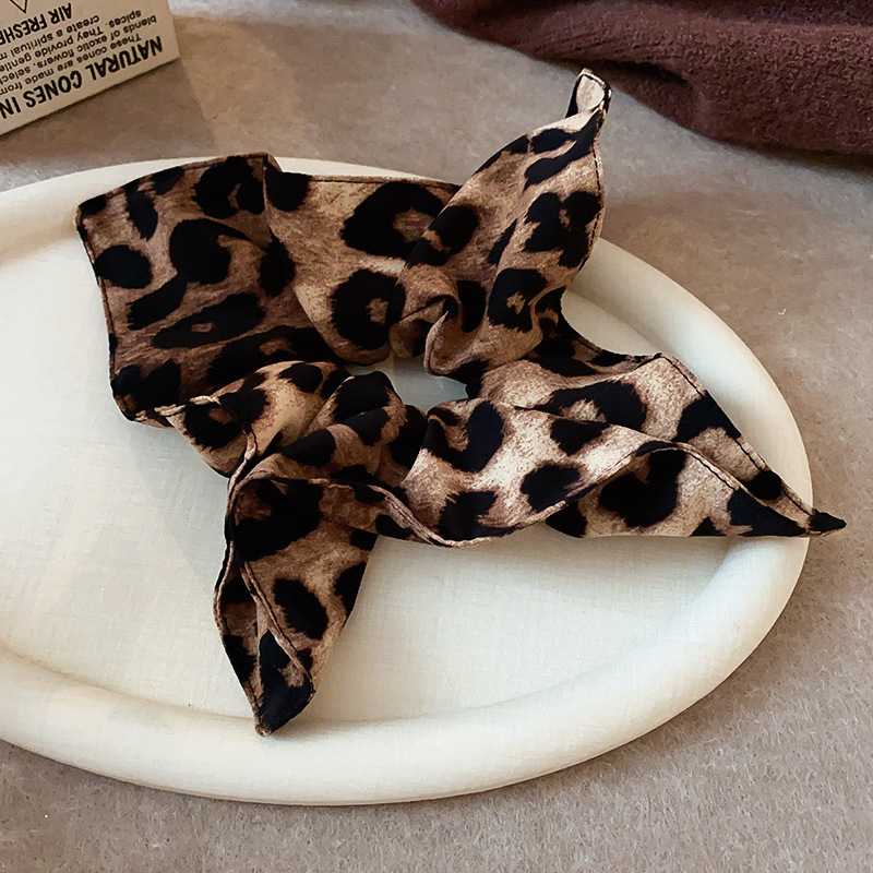 Klasyczny seksowny zestaw akce – Women Accessories Wholesale China recenzja i cena