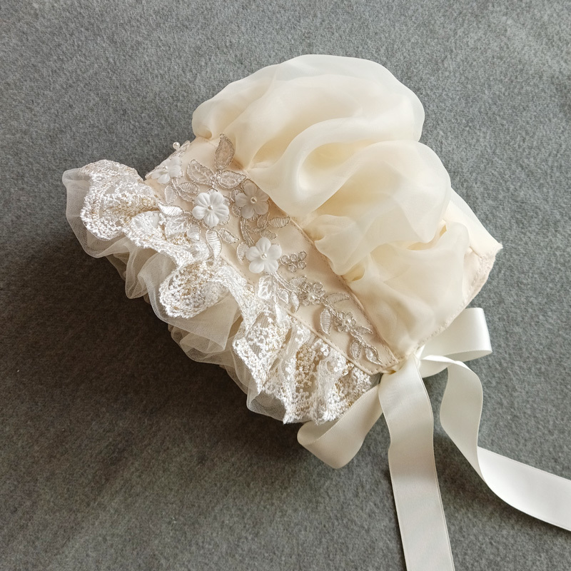 Wiktoriańska czapka z falbanka – Women'S Victorian Era Accessories recenzja i cena